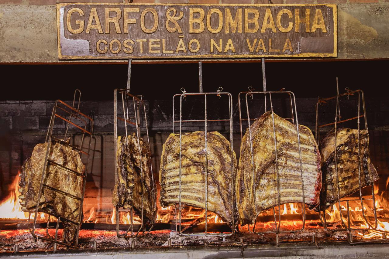 Wine Bus Canela com  Vinícola Jolimont + Churrasco no Garfo e Bombacha