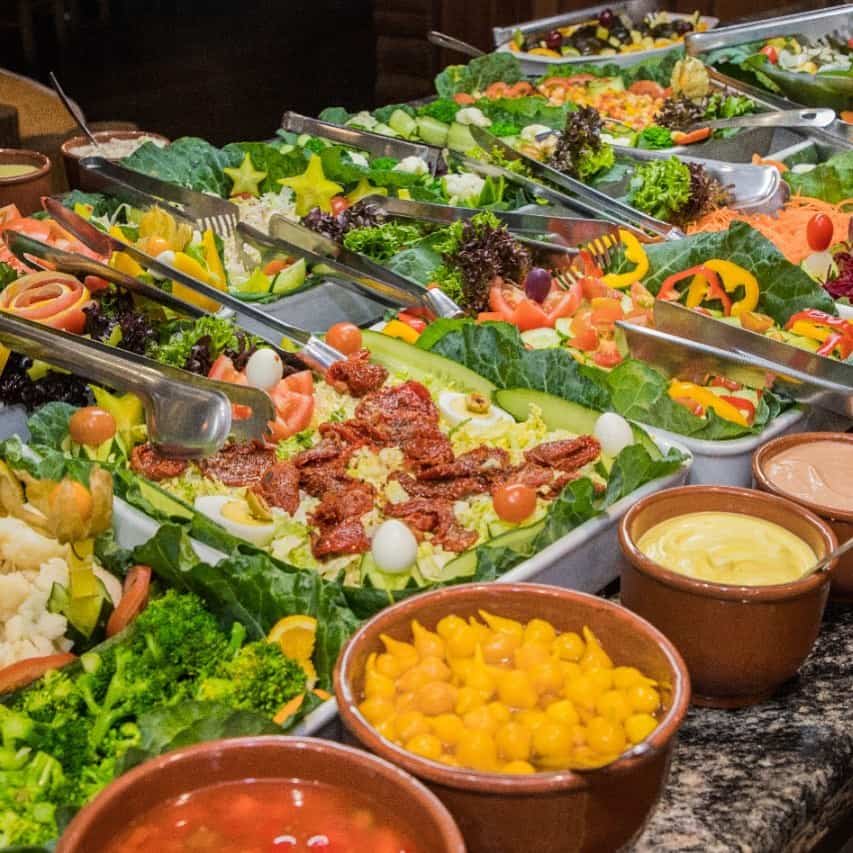 Noite Gaúcha com Churrasco e Show Folclórico + Transporte